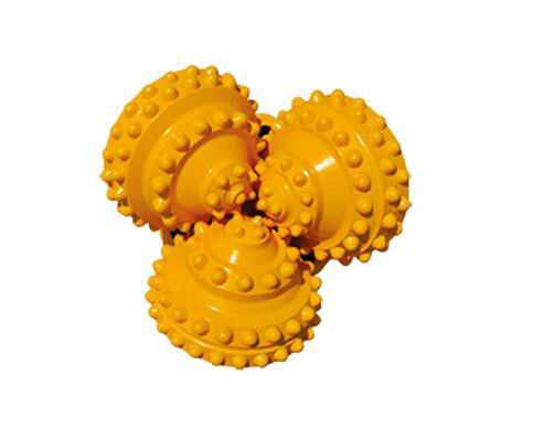 زر اقتحام TriCone Roller Bits IADC 745 أنواع لقم حفر آبار المياه